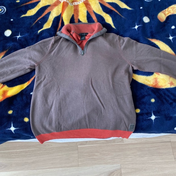 Calvin Klein sweater - Picture 1 of 3